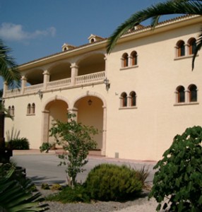 Bodegas Enrique Mendoza