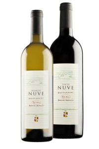 nuve-tinto-y-blanco Un eslogan para Nuve