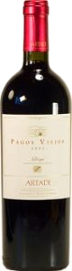 Cosecheros Alaveses (Artadi), D.O. Rioja - 100% Tempranillo. De color cereza muy intenso. Su aroma es algo cerrado, con car�cter de fruta muy madura, finas notas especiadas, complejo. En boca es poten...